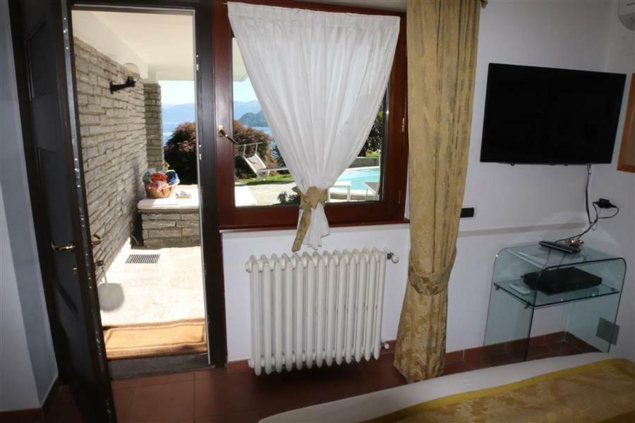 La Volpe Dorata Bed and Breakfast Stresa Exteriör bild